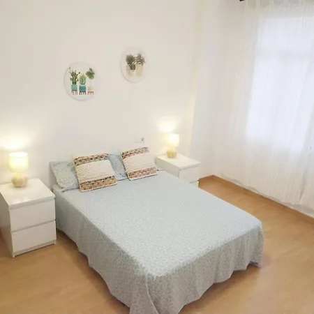 Well-connected Apartman *